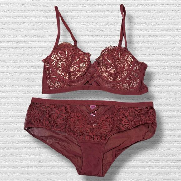 Adore Me Lace Bra & Panty Set Burgundy 34B Bra Medium Bottoms Women’s Lingerie - Picture 1 of 4